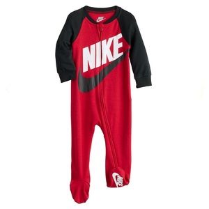 Nike Raglan Footed Coveralls (Infant)
